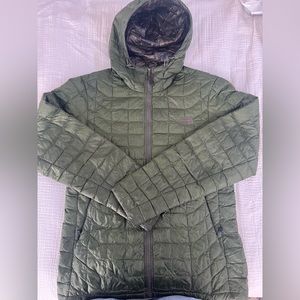 Packable down jacket